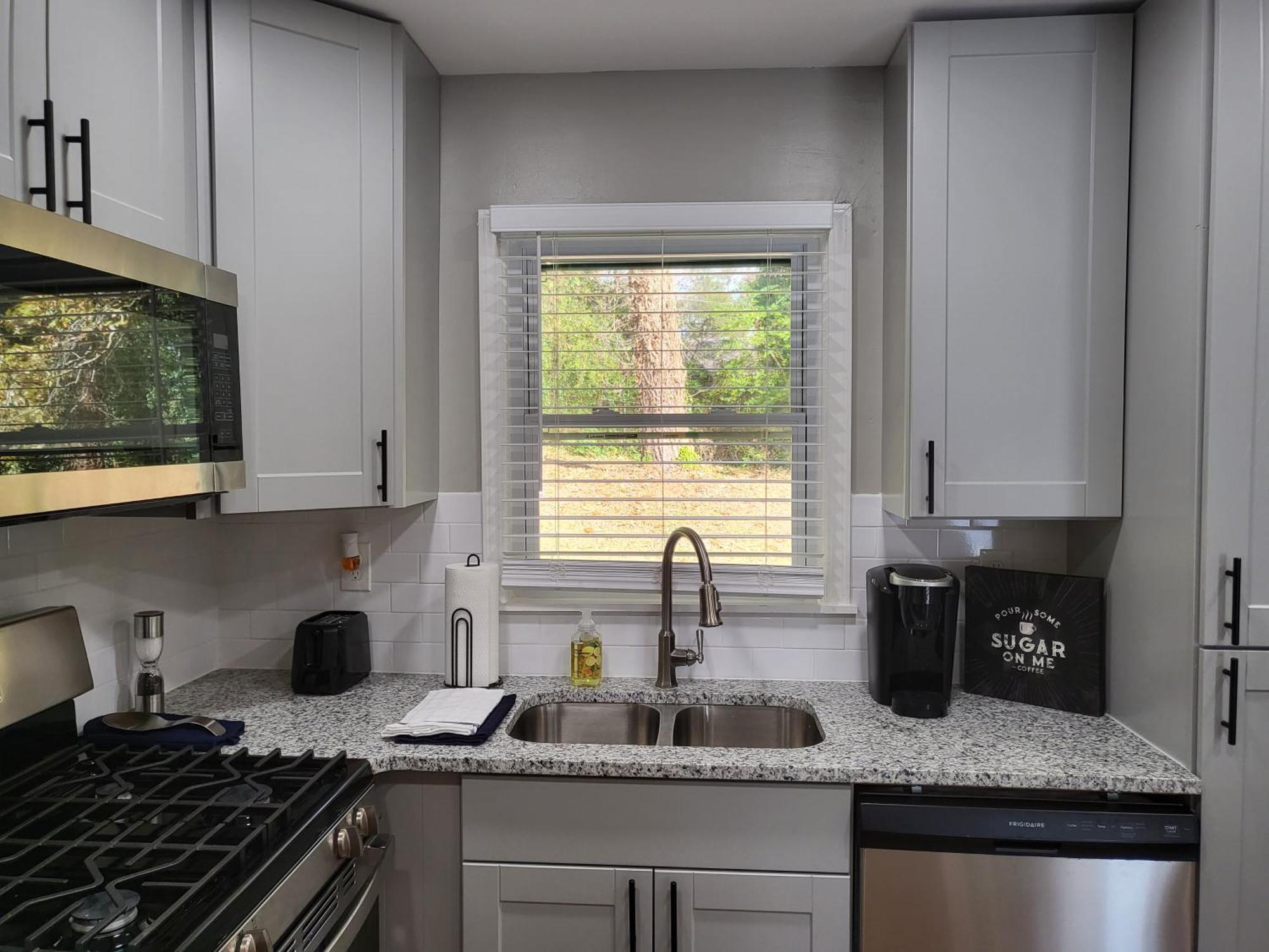 Rare Find! Private Heated Pool & Spa - Entire Home Near Atl City Center Atlanta Exterior foto